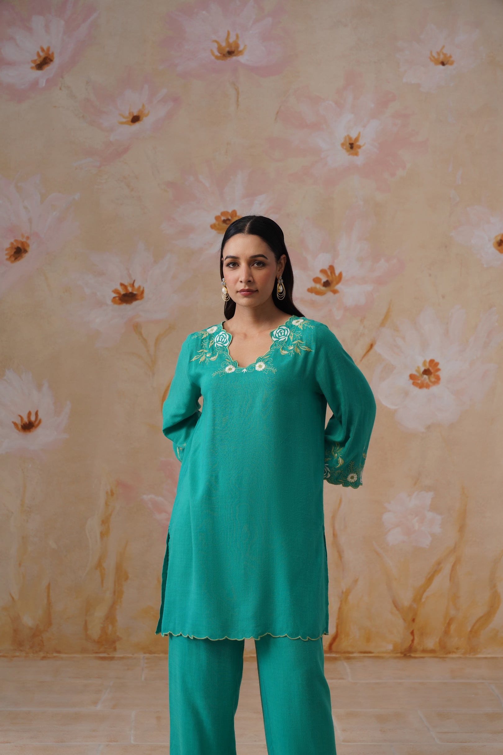Teal Embroidered Kurta Set With Cutwork Detailing