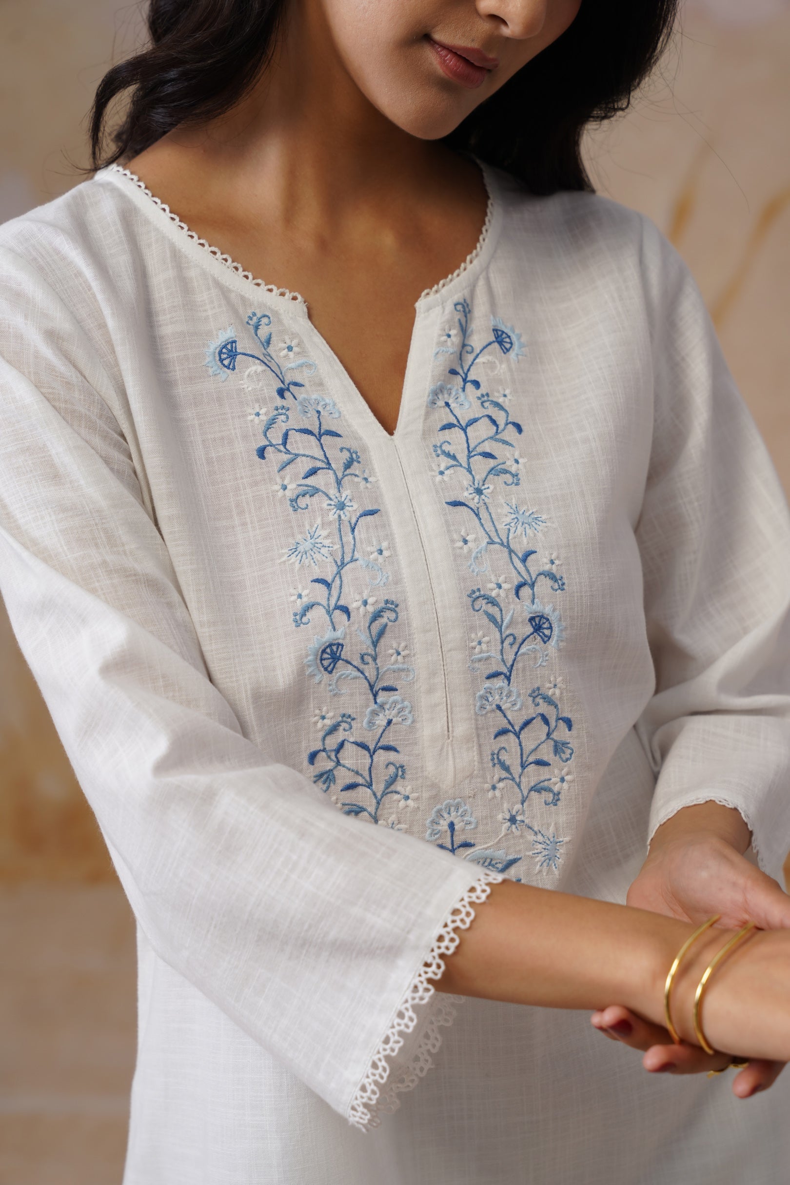 Leeza in White Embroidered Kurta Set With Lace Detailing Korah Stitch