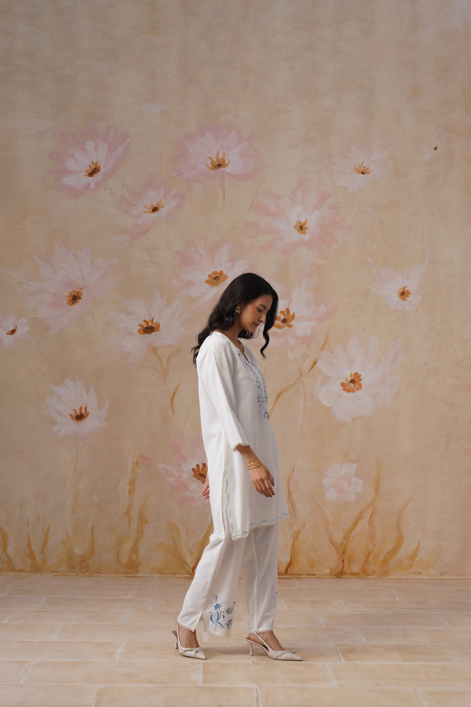 Leeza in White Embroidered Kurta Set With Lace Detailing Korah Stitch