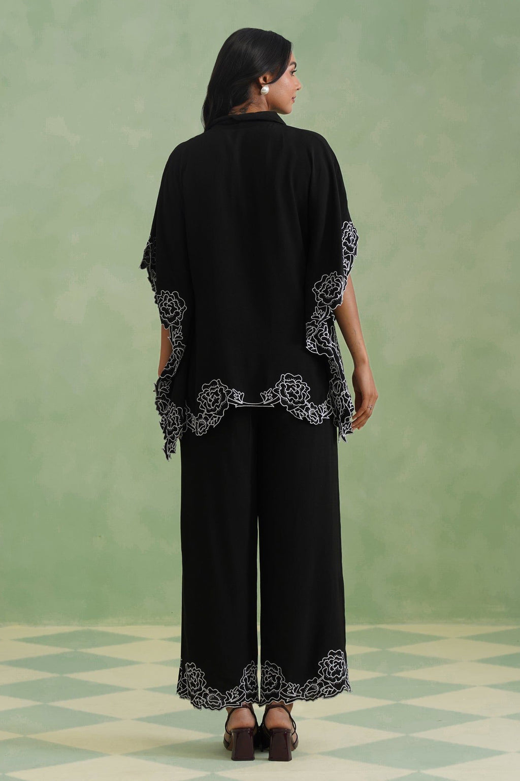 Noir Bloom Kaftaan Co-ord Set Korah Stitch