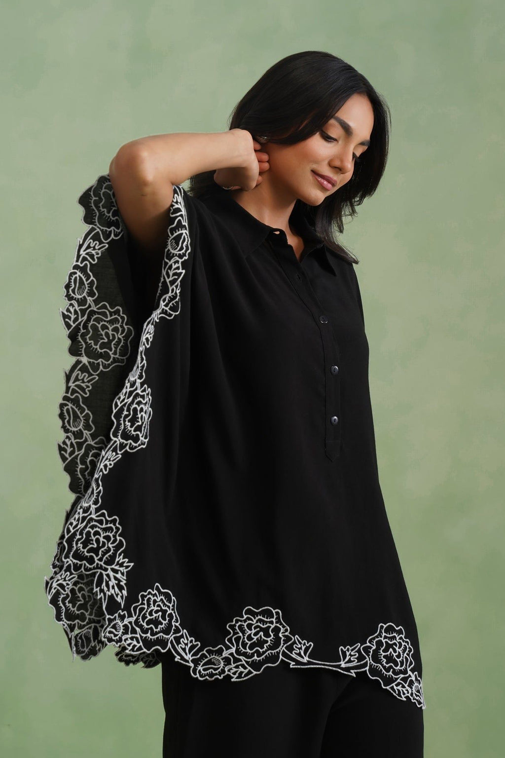 Noir Bloom Kaftaan Co-ord Set Korah Stitch